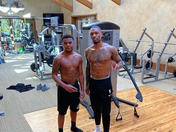 不够果断 不够果断